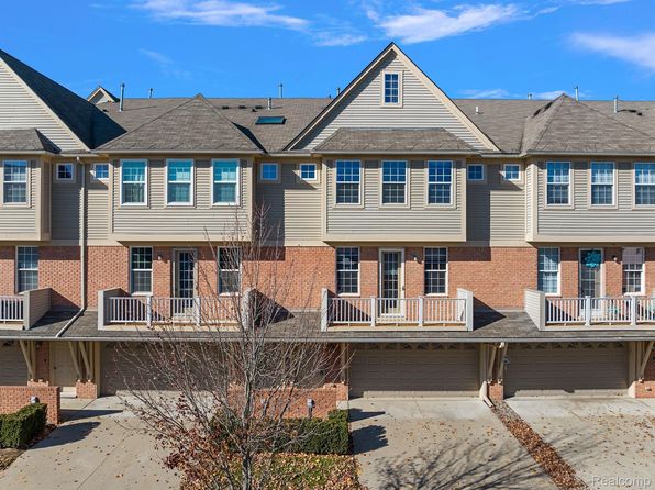 56637 Long Island Dr