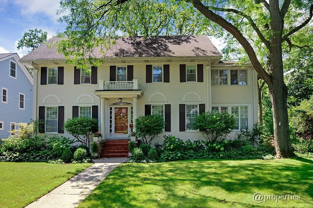 1380 Scott Ave photo 1