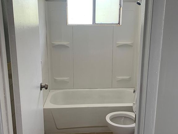 3rd image of 2469 Westwood Northern Blvd #3