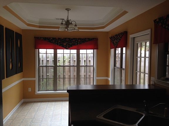 breakfast area from kitchen