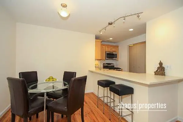 Sold by Abacus Properties | media 8