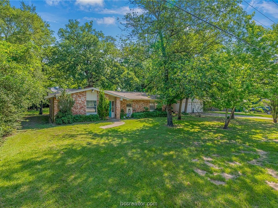 1st image of 101 Golfview Dr