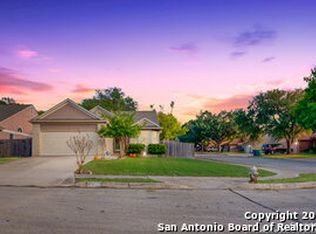 6338 Broadmeadow, San Antonio, TX 78240