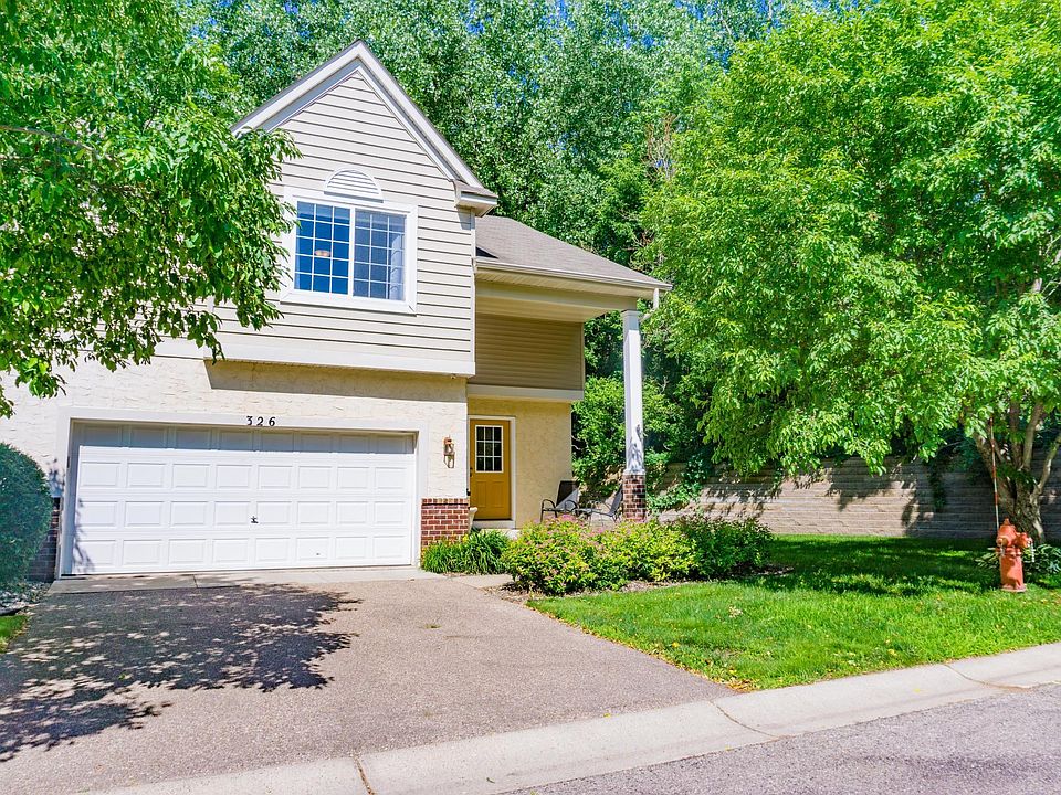 1st image of 326 Brickyard Dr