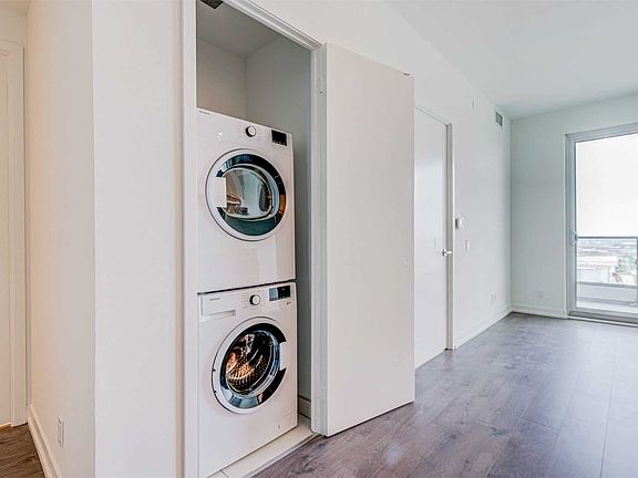 2nd image of 950 Portage Pkwy #2303