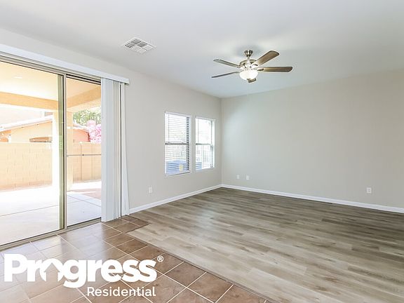 5th image of 21155 E Munoz St