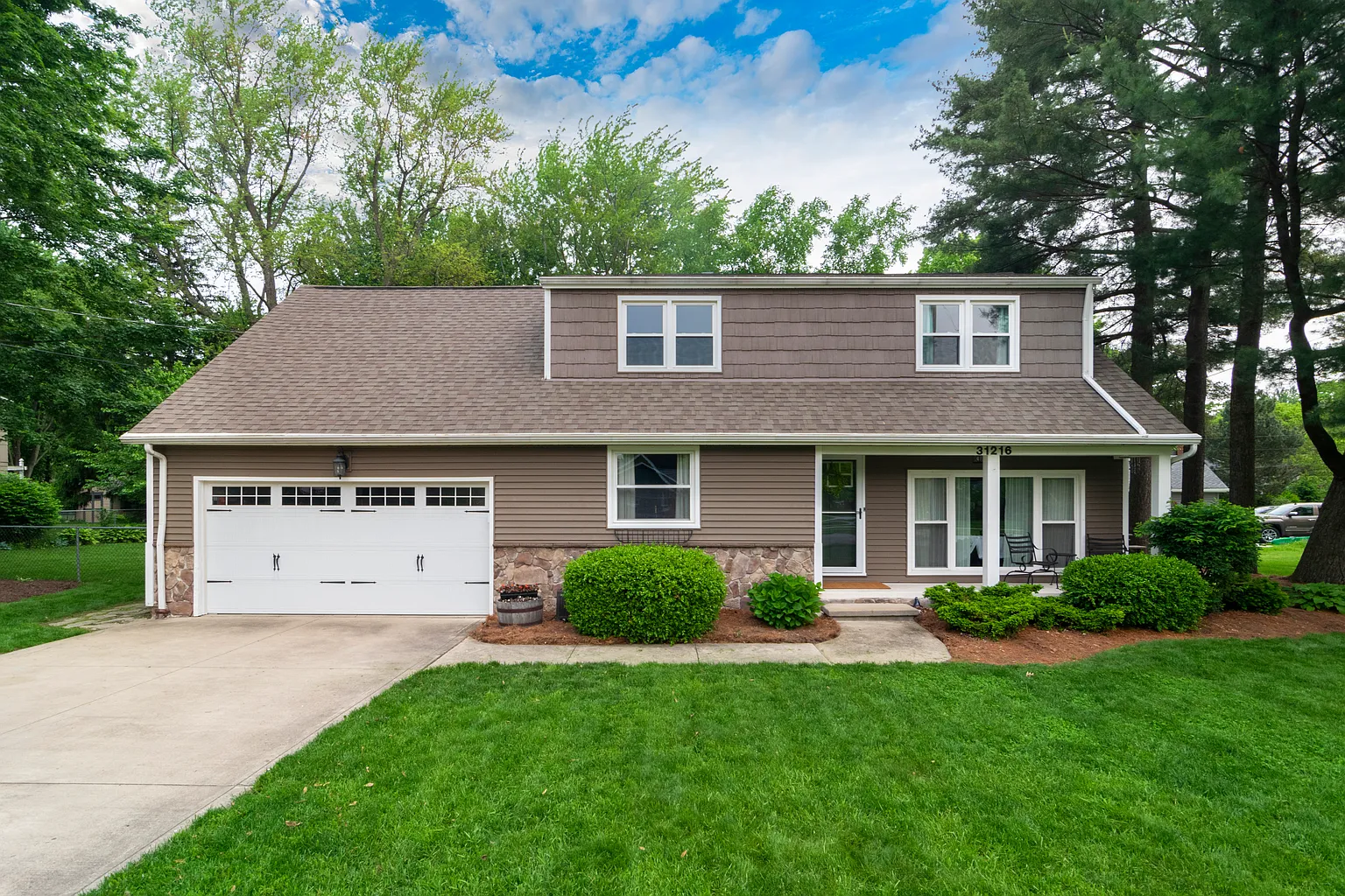 31216 Bexley Dr photo 1