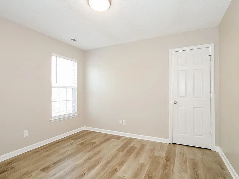 6104 Brick Landing Dr — Photo 14