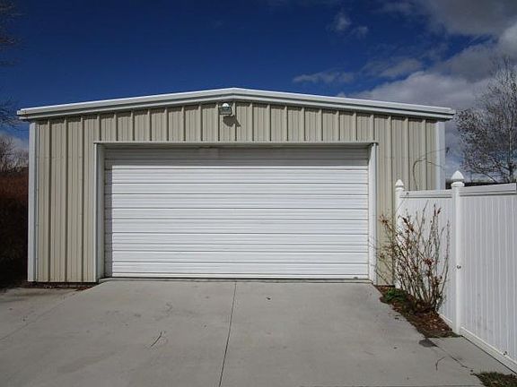 garage