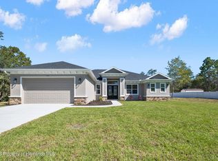 7416 Jasbow Jct, Weeki Wachee, FL 34613
