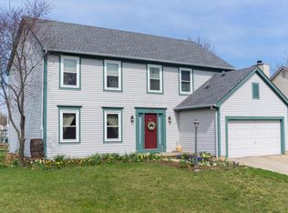 356 Highmeadows Village Dr, Powell, OH