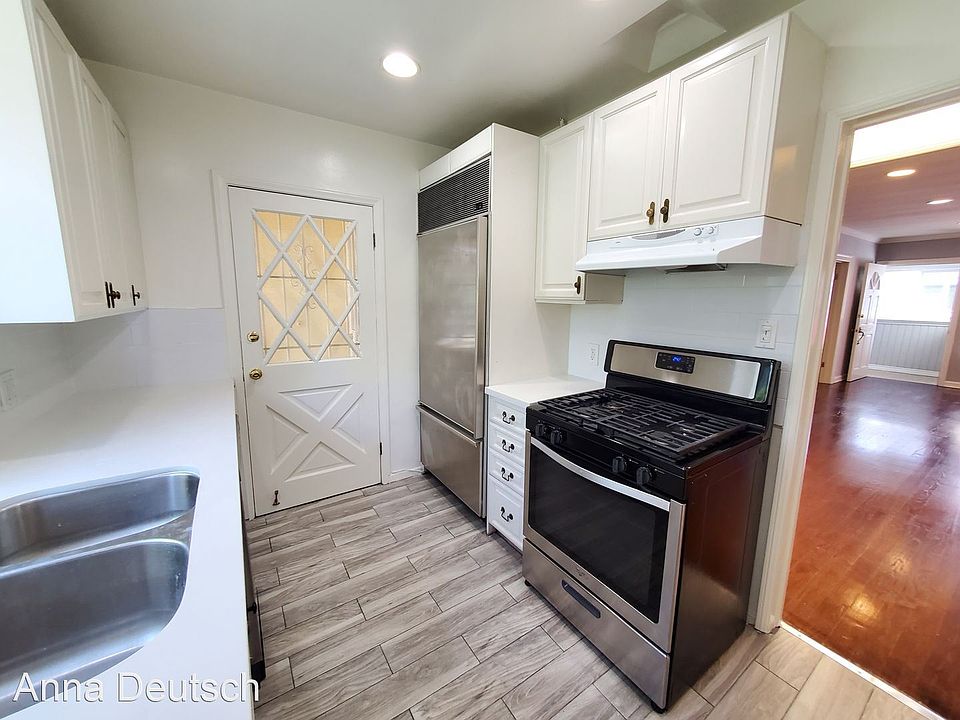 1st image of 1124 Rexford Dr APT 4