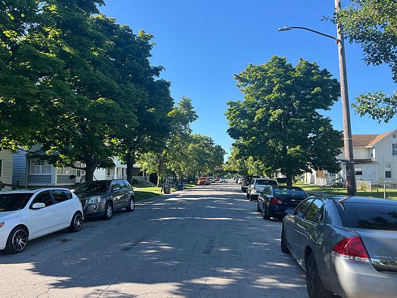 4th image of 619 Raymer Blvd