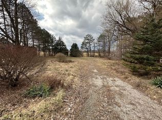 3000 Avonia Rd, Fairview, PA 16415