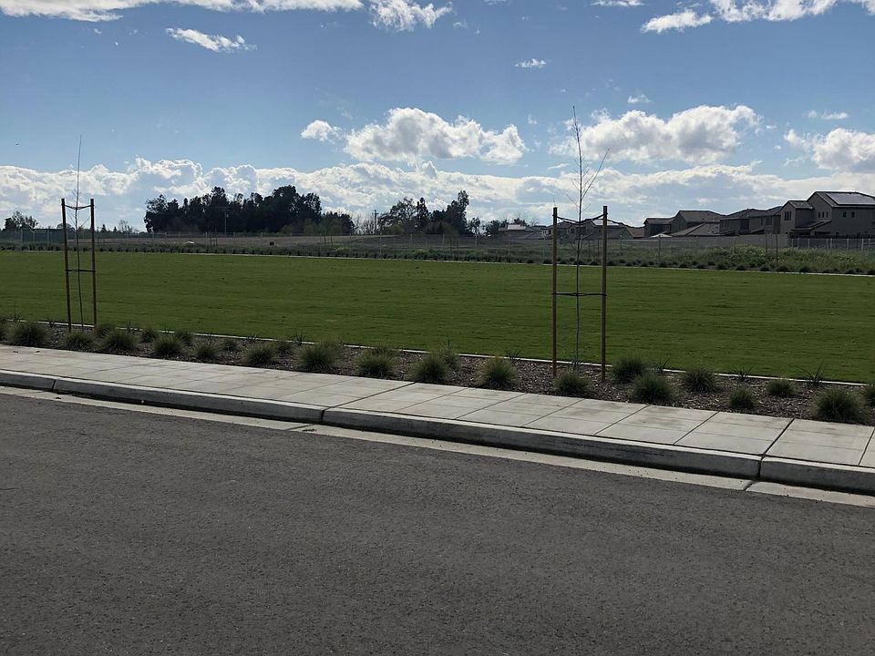 2nd image of 1421 Visionary Rd