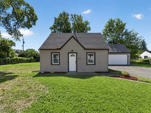 5235 Patriot Dr, Toledo, OH 43611