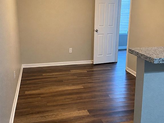 4th image of 23314 Pennsgrove Rd