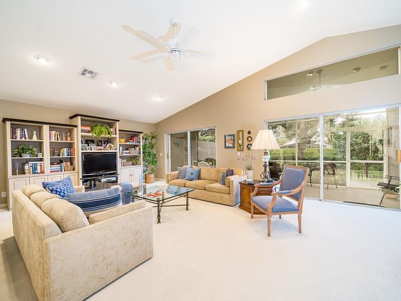 3rd image of 6601 Sherbrook Dr