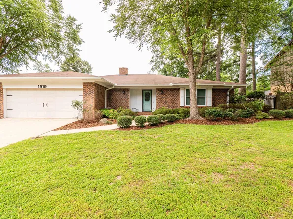 1919 Ridgewood Dr, El Dorado, AR 71730