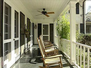 2nd image of 1101 Harvey St