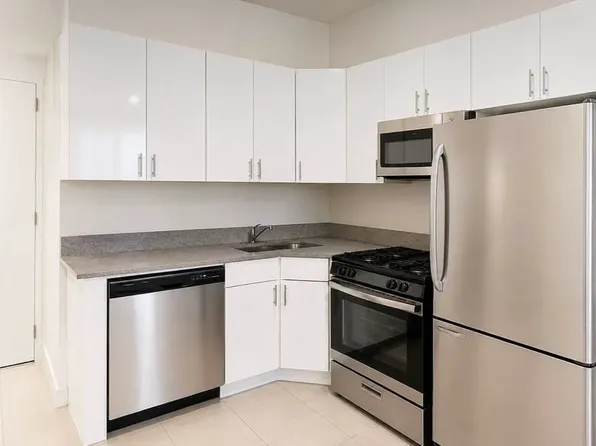 928 2nd Ave APT 12, New York, NY 10022