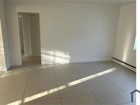 1882 Forest Hills Blvd, Cleveland, OH 44112