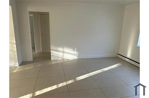 1882 Forest Hills Blvd Photo 1