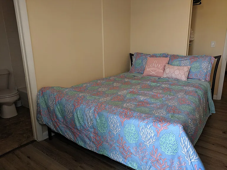 66 E Grand Ave #1 — Photo 10
