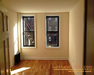 Rented by aptsandlofts.com