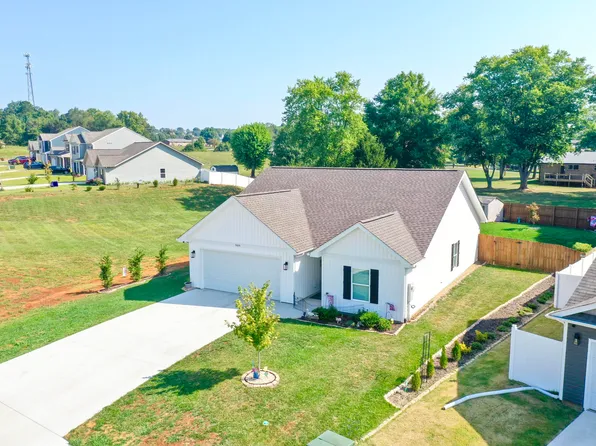 909 Erica Dr, Talbott, TN 37877