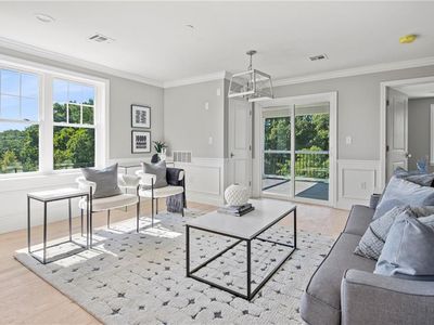 9 Joseph N Zenga Jr Blvd #302, East Greenwich, RI, 02818