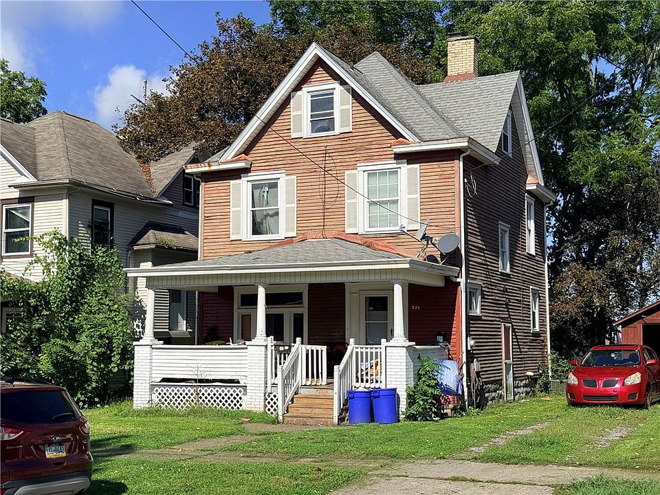 1st image of 921 Marshall Ave