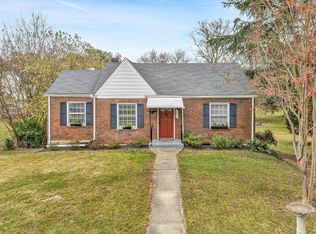 3646 Martinell Ave, Roanoke, VA 24018