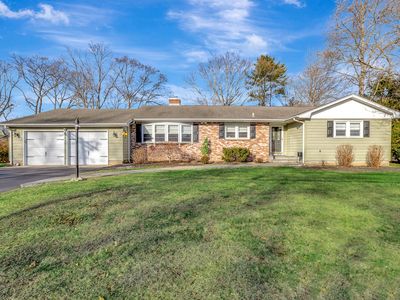 41 Arthur Avenue, Patchogue, NY, 11772
