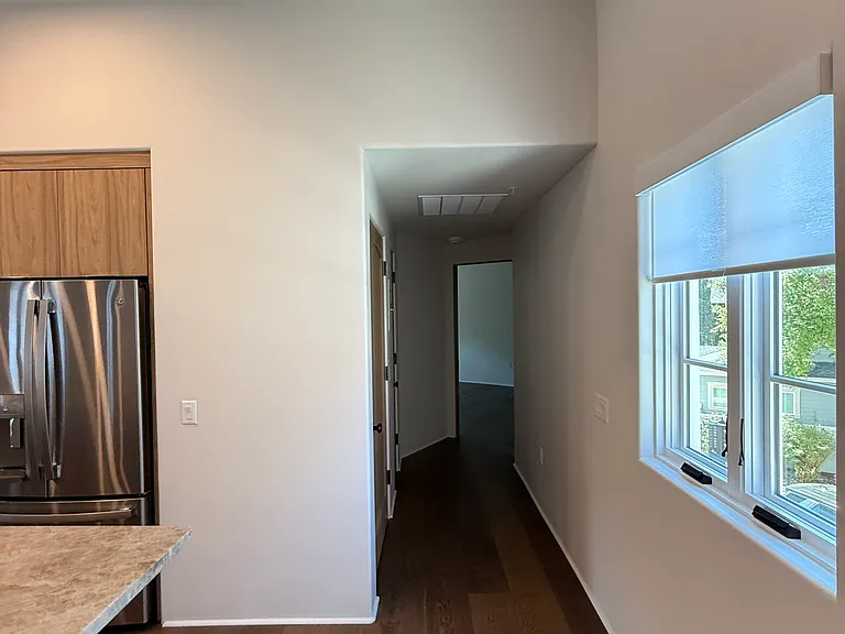 301 W Comstock Ave #3 — Photo 11