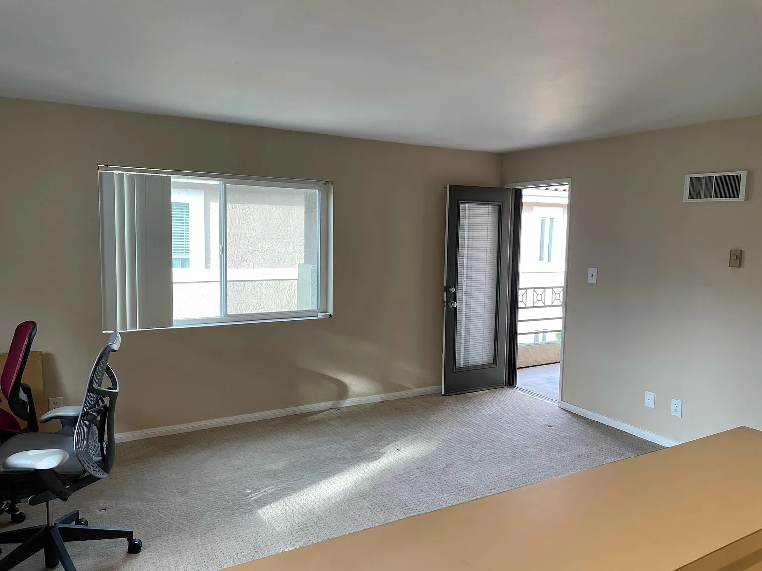 1 bed, 704 sqft, $2,600 — Photo 4