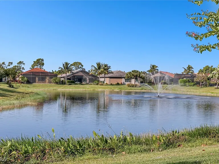 23273 Salinas Way — Photo 41