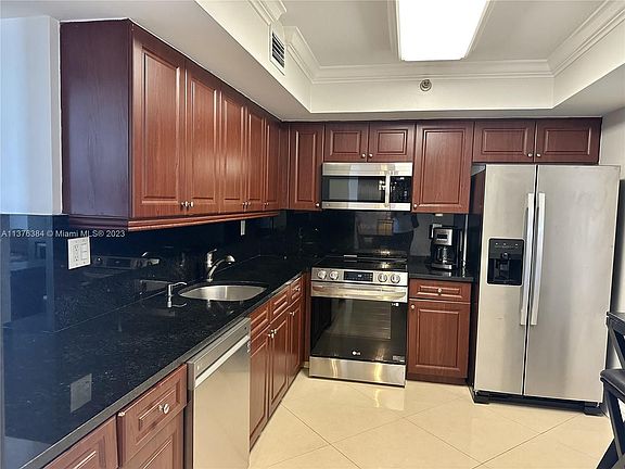 5th image of 19101 Mystic Pointe Dr APT 2109