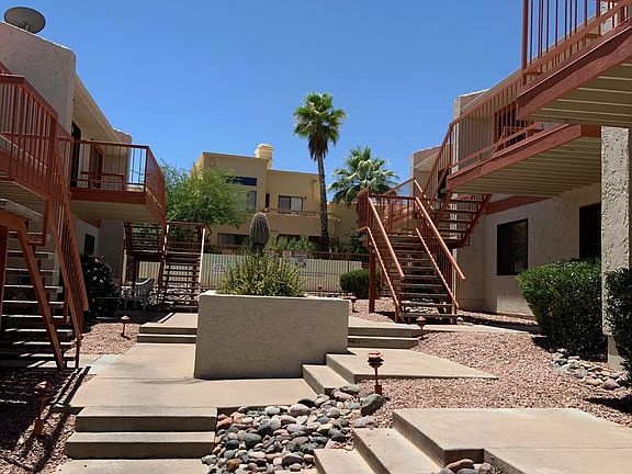 2nd image of 16805 E El Lago Blvd Unit 106