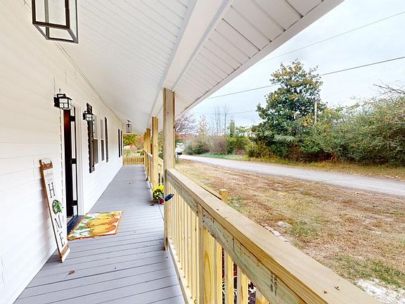 3rd image of 48 Oliver Dr