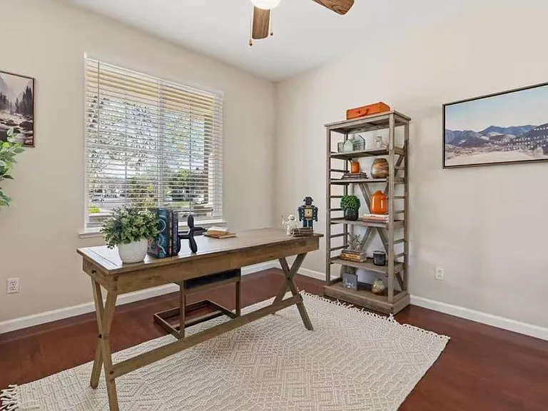 2603 Bellows St — Photo 7