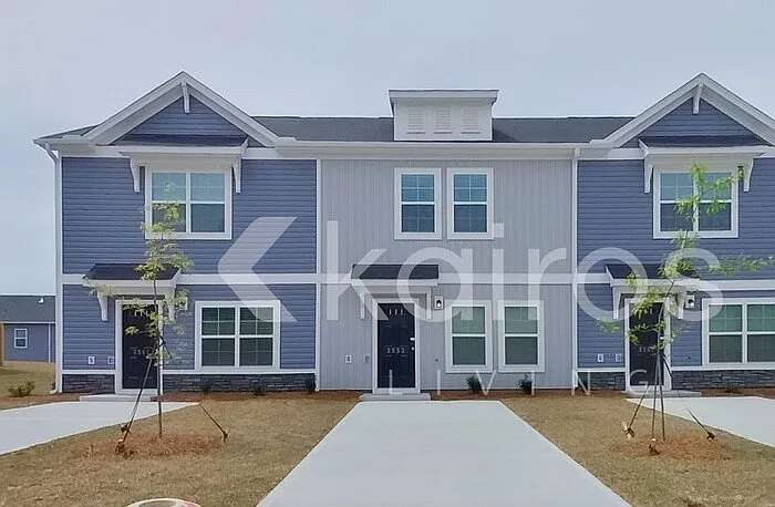 2553 Banyan Cir