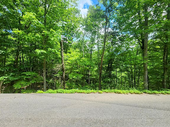 3rd image of LOT 6 Alpenrose Dr