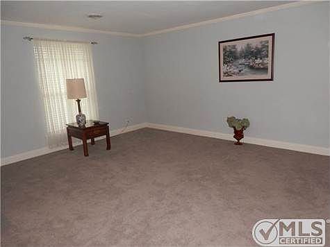 3rd image of 1044 Todd Preis Dr #1044