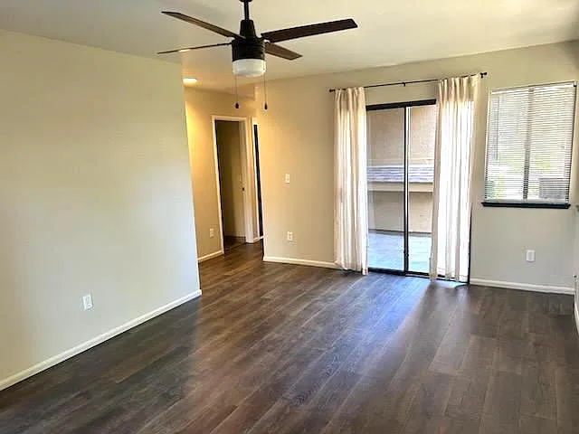 1240 W Roseburg Ave — Photo 3
