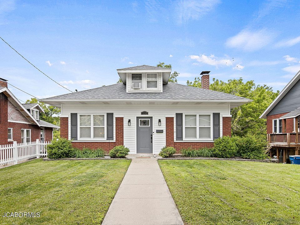 1st image of 1018 Fairmount Blvd
