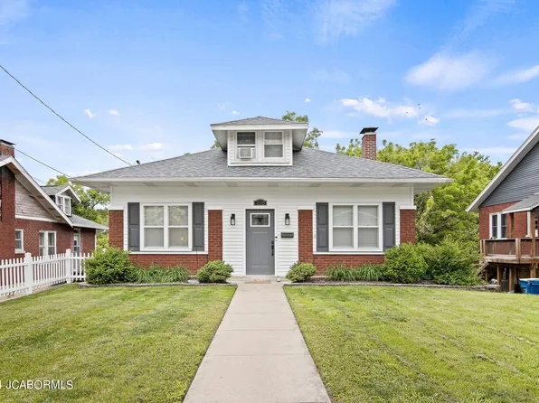 1018 Fairmount Blvd, Jefferson City, MO 65101