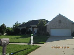 5165 S Silverstone Dr NE, Comstock Park, MI 49321