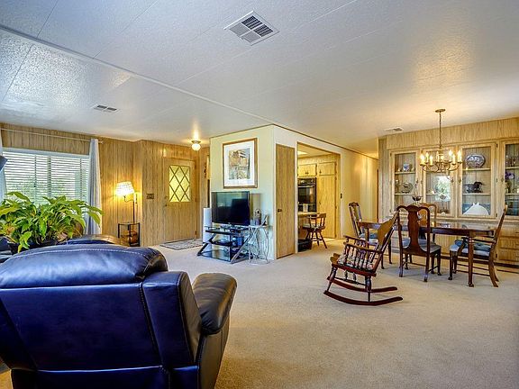 5th image of 183 Sequoia Circle NW