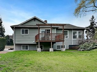 19405 8th Ave S, Des Moines, WA 98148